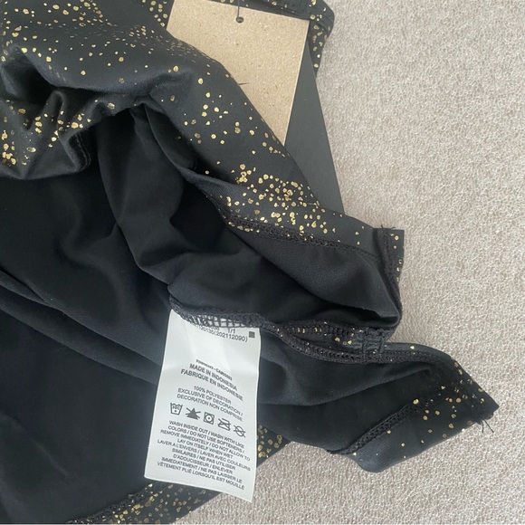 Nike Gold Black Swoosh Plus Racerback Tank Size 3X - Picture 7 of 7